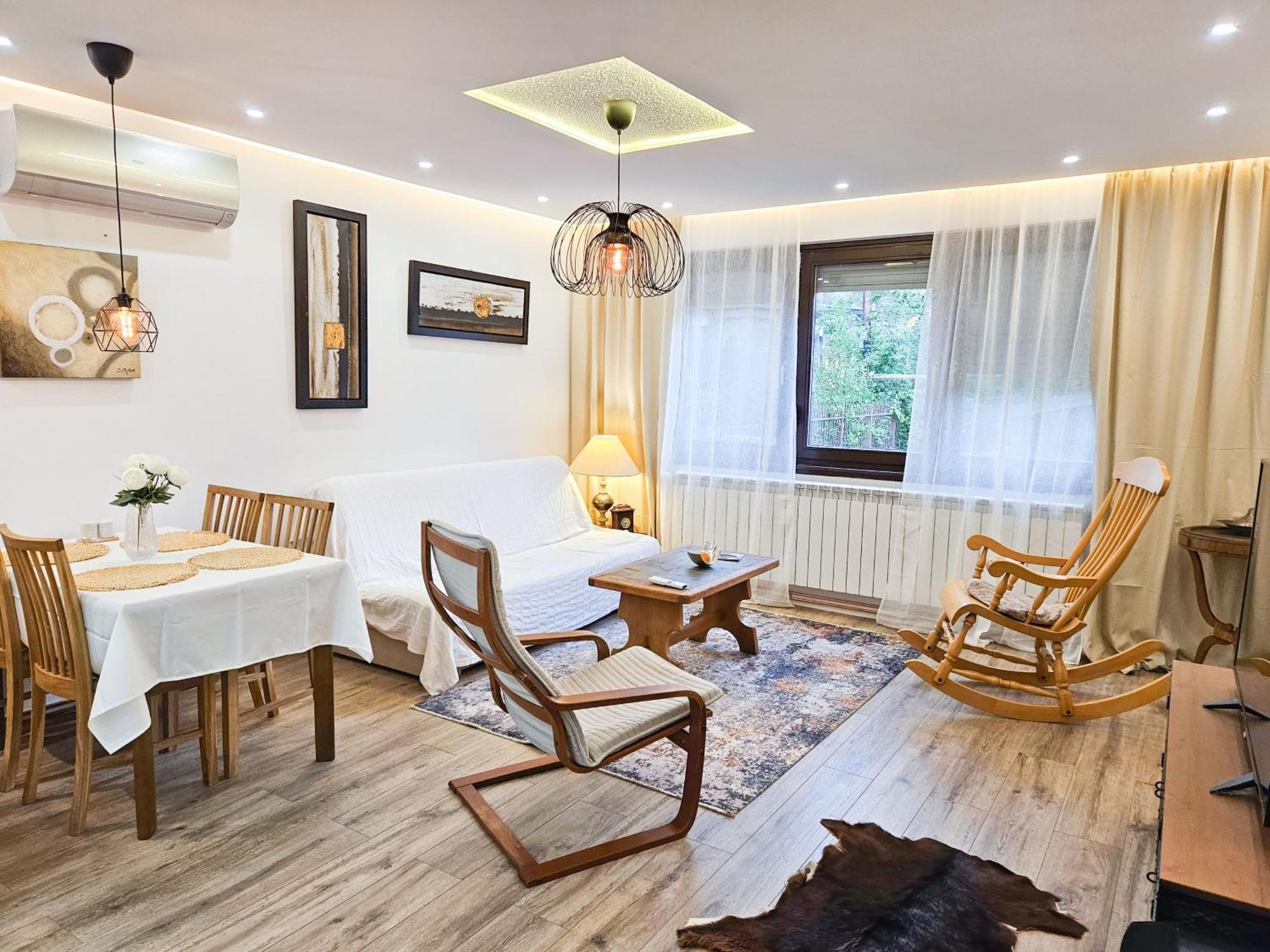 Ludwigs Apartment サラエヴォ エクステリア 写真